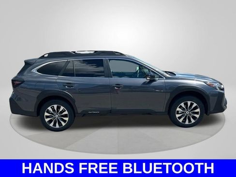 Certified 2025 Subaru Outback Limited AWD/4WD image 4
