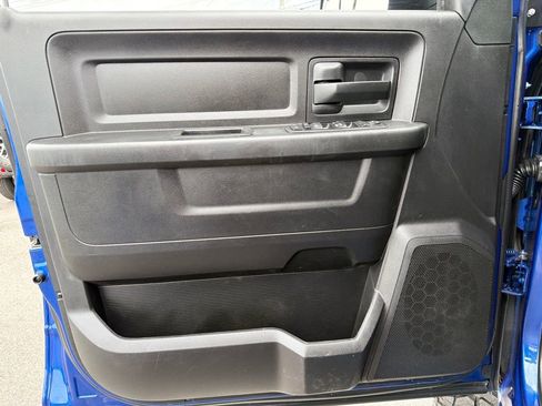 Used 2017 RAM 2500 Tradesman w/ Chrome Appearance Group AWD/4WD image 32