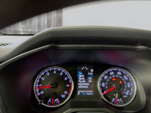 Used 2019 Toyota RAV4 LE image 21