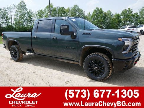 New 2026 Chevrolet Silverado 3500 LTZ w/ LTZ Plus Package AWD/4WD image 1