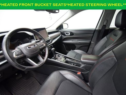 Used 2022 Jeep Compass Trailhawk w/ Trailhawk Convenience Group AWD/4WD image 11