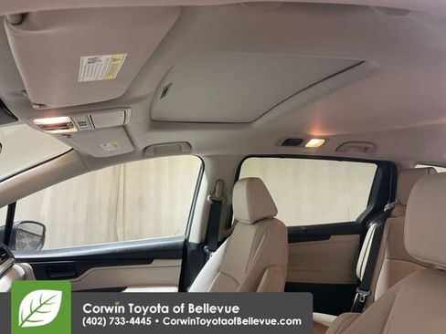 Used 2025 Honda Odyssey EX-L image 24