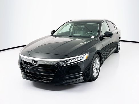 Used 2018 Honda Accord LX image 3