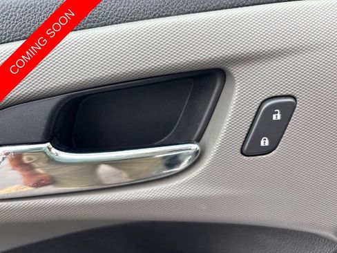 Used 2016 Chevrolet Sonic LTZ FWD image 18