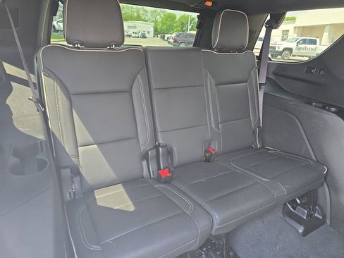 Used 2024 Chevrolet Tahoe Premier AWD/4WD image 22