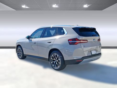 Used 2026 BMW X3 xDrive30i w/ Premium Package AWD/4WD image 3