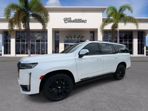 Certified 2023 Cadillac Escalade Sport Platinum w/ LPO, ONYX Package AWD/4WD image 6