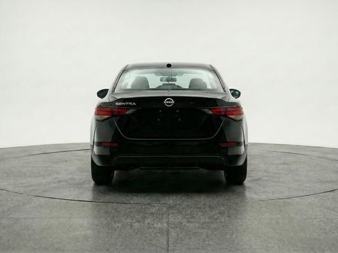 Used 2025 Nissan Sentra SV image 7
