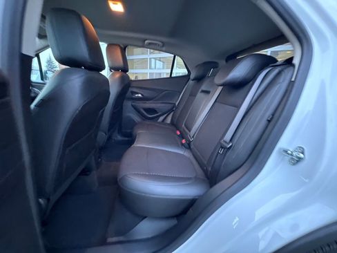 Used 2022 Buick Encore Preferred w/ Safety Package image 22