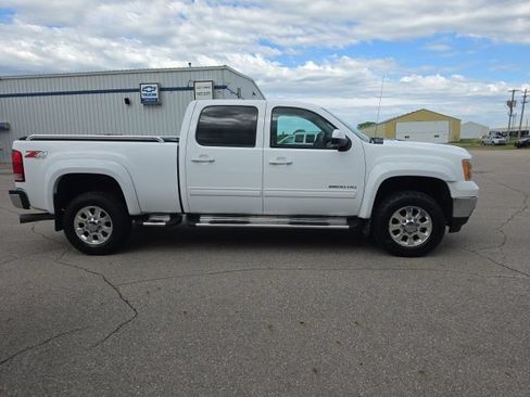 Used 2012 GMC Sierra 2500 SLT w/ SLT Convenience Package AWD/4WD image 6