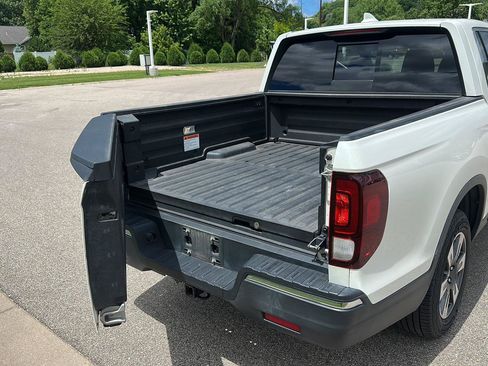 Used 2019 Honda Ridgeline RTL-T image 25