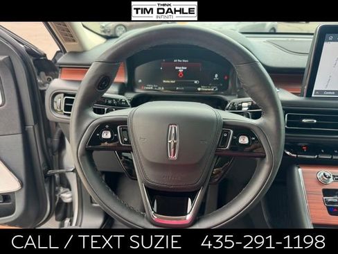 Used 2023 Lincoln Aviator Reserve w/ Equipment Group 201A AWD/4WD image 2