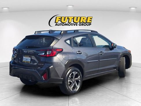 Used 2024 Subaru Crosstrek 2.0i Premium AWD/4WD image 4