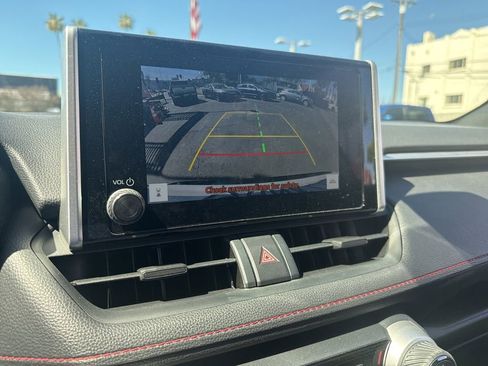 Used 2023 Toyota RAV4 SE w/ Weather & Moonroof Package image 25