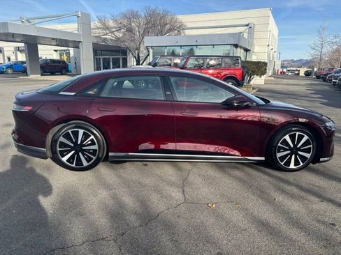 Used 2023 Lucid Air Touring image 5