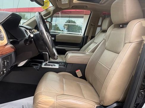 Used 2018 Toyota Tundra Limited w/ Limited Premium Package AWD/4WD image 13