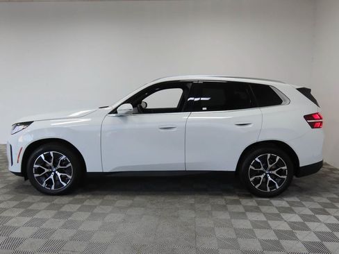 Used 2025 BMW X3 xDrive30i AWD/4WD image 5