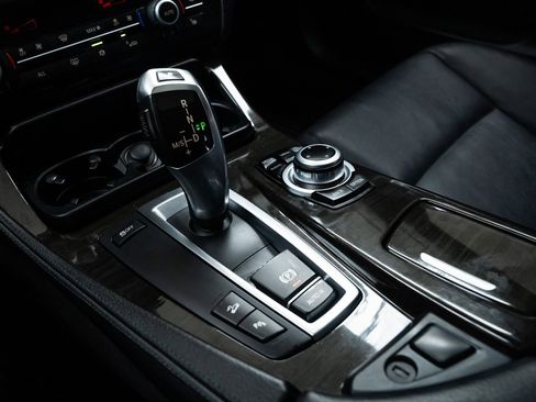Used 2011 BMW 535i xDrive Sedan AWD/4WD image 15