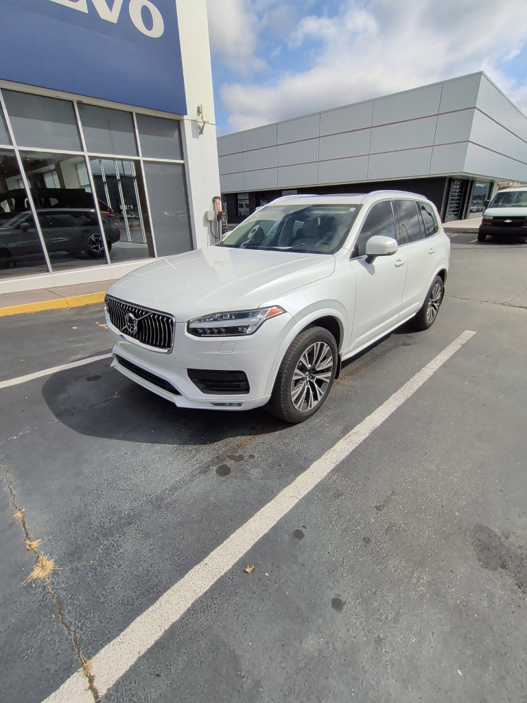 Used 2021 Volvo XC90 T6 Momentum w/ Climate Package AWD/4WD image 2