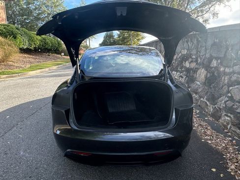 Used 2024 Tesla Model 3 image 61