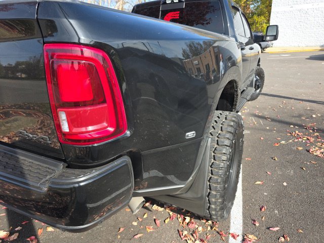 Used 2025 RAM 3500 Laramie w/ Night Edition AWD/4WD image 21