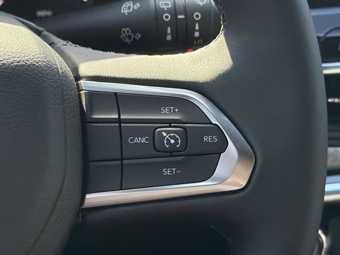 New 2026 Jeep Compass Latitude image 27