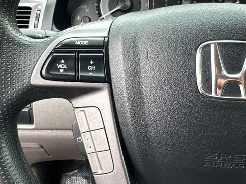 Used 2014 Honda Odyssey EX image 15
