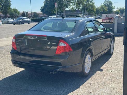 Used 2010 Ford Fusion Hybrid FWD image 3