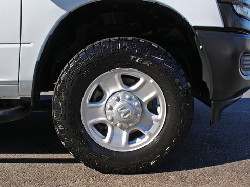 Used 2024 RAM 2500 Tradesman image 41