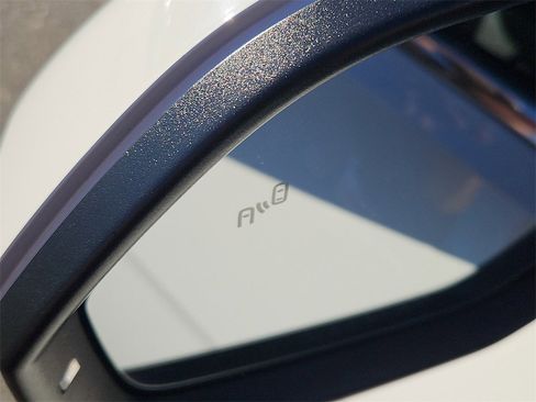 Certified 2022 Volkswagen Atlas SE w/ Panoramic Sunroof Package image 24