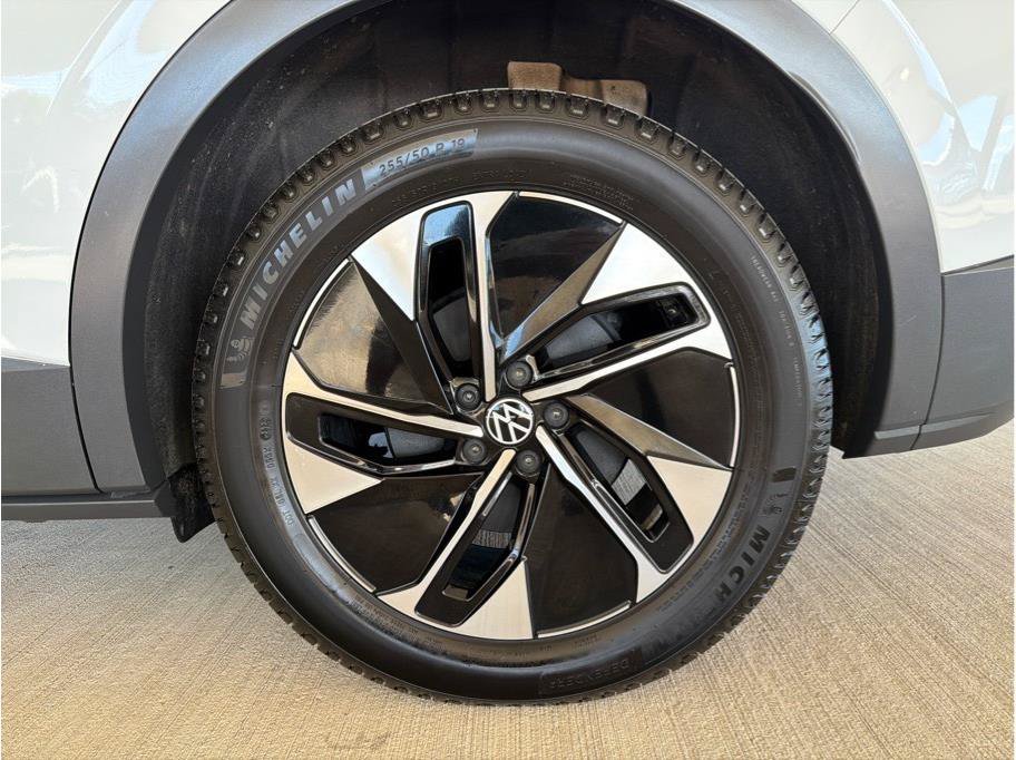 Used 2022 Volkswagen ID.4 Pro AWD/4WD image 30
