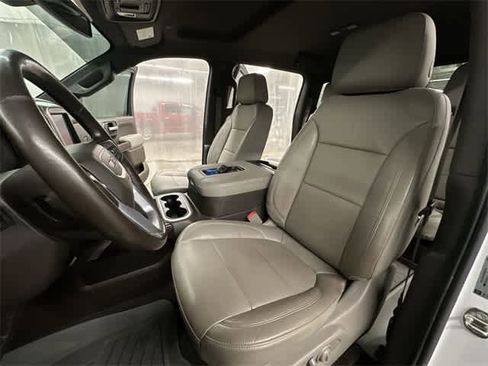 Used 2019 GMC Sierra 1500 SLT w/ SLT Convenience Package image 18