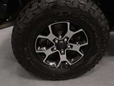 Certified 2018 Jeep Wrangler Unlimited Rubicon AWD/4WD image 22