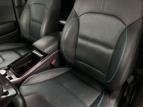 Used 2021 Kia Niro EX Premium image 20