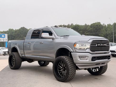 Used 2022 RAM 2500 Laramie AWD/4WD image 6