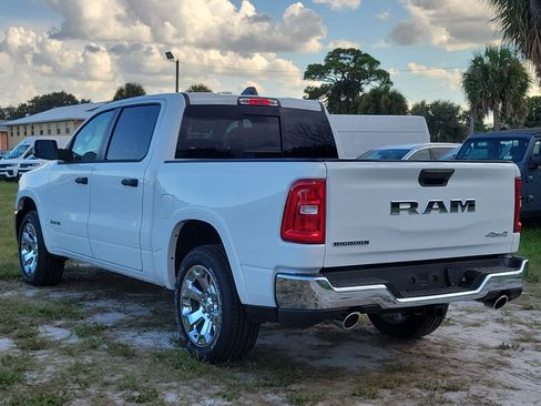 Used 2026 RAM 1500 Big Horn AWD/4WD image 3