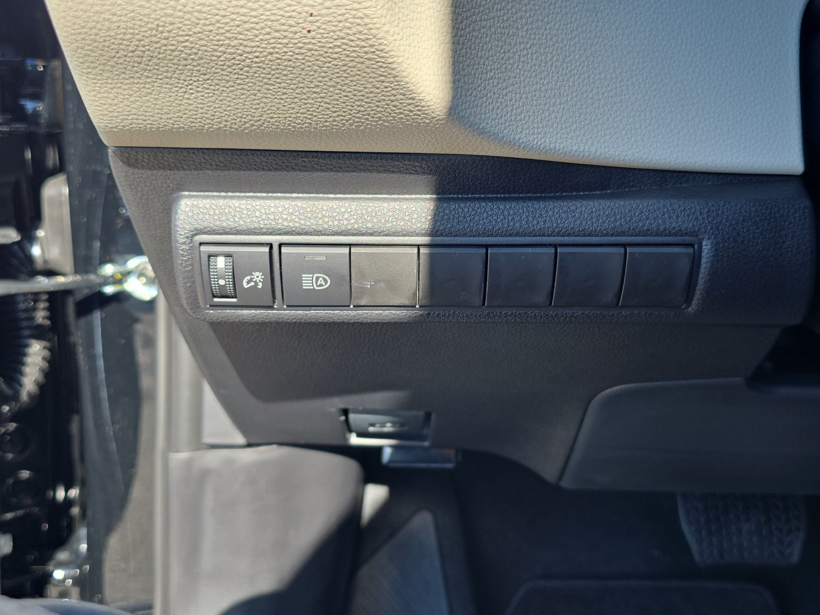 New 2027 Toyota Corolla LE FWD image 22