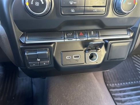 Used 2023 Chevrolet Silverado 2500 LT image 32