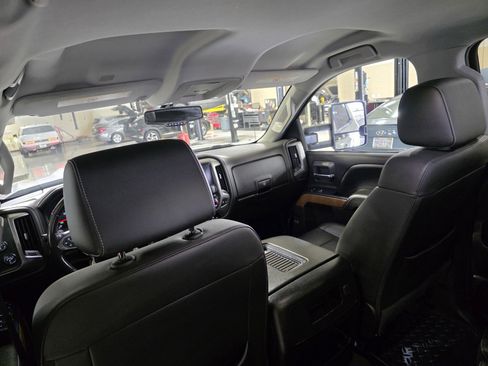 Used 2018 Chevrolet Silverado 3500 LTZ w/ Duramax Plus Package image 16