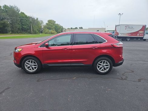 Used 2022 Ford Edge SEL w/ Convenience Package AWD/4WD image 4