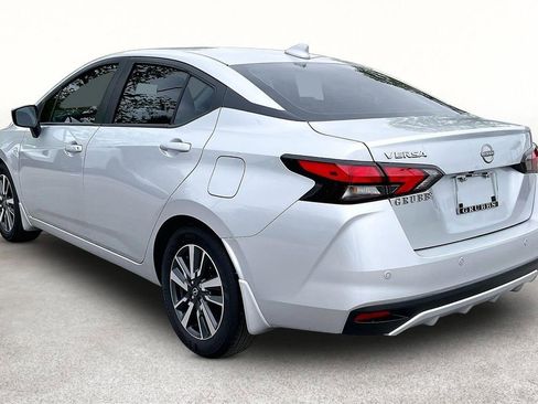 Used 2025 Nissan Versa SV w/ Trunk Package FWD image 16