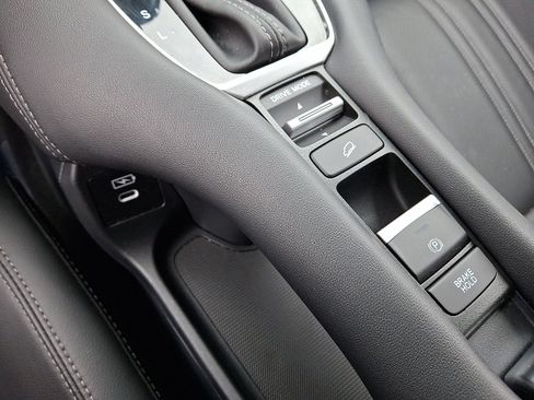 Certified 2024 Honda HR-V EX-L image 25