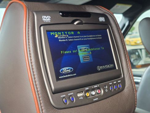 Used 2016 Ford Expedition King Ranch AWD/4WD image 32
