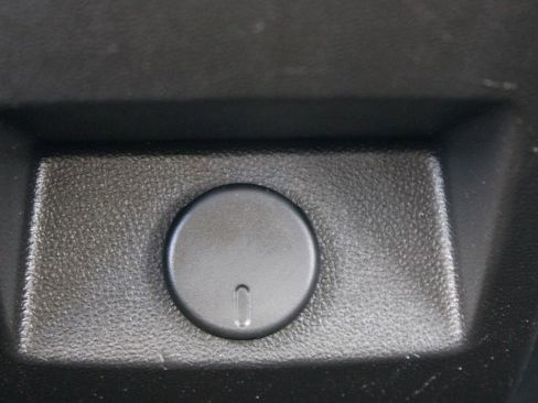 Used 2014 Chevrolet Equinox LT w/ Driver Convenience Package image 40