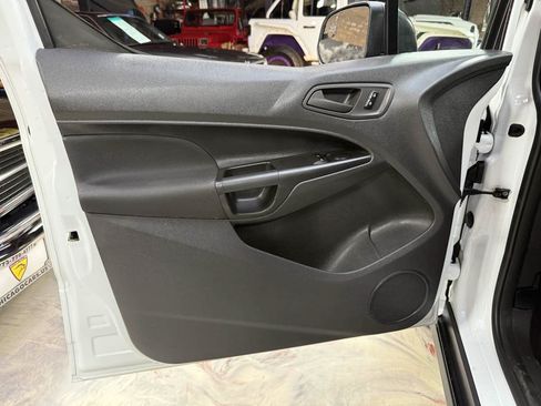 Used 2016 Ford Transit Connect XL FWD image 24