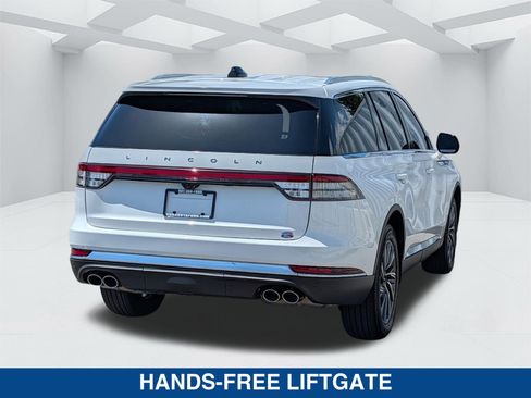 Used 2025 Lincoln Aviator AWD w/ Equipment Group 101A image 5