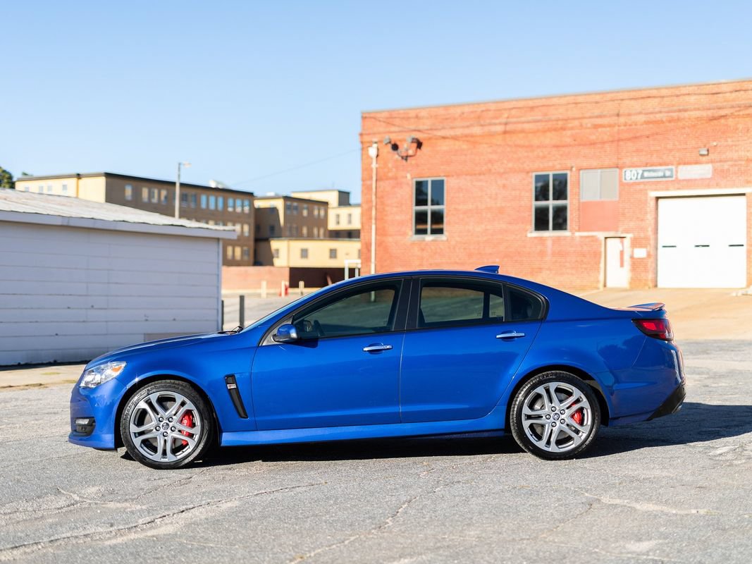 Used 2016 Chevrolet SS RWD image 11