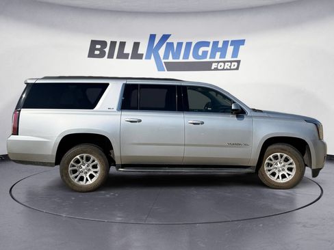 Used 2019 GMC Yukon XL SLT w/ Open Road Package AWD/4WD image 6