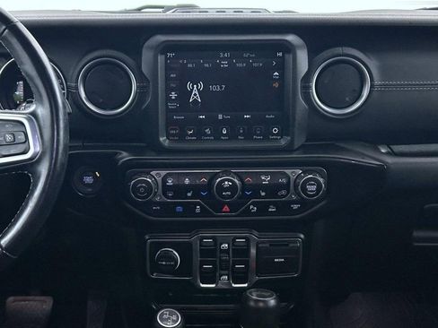 Certified 2022 Jeep Wrangler Unlimited Sahara w/ Cold Weather Group image 12