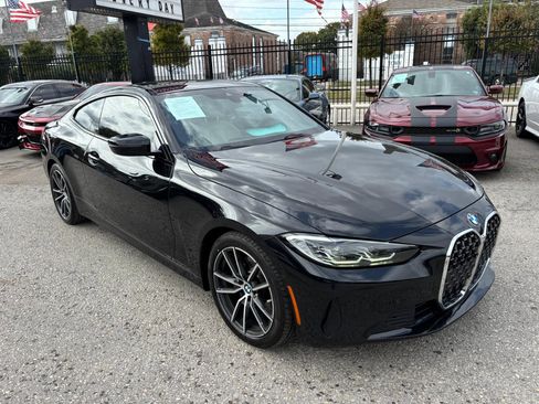 Used 2021 BMW 430i Coupe w/ Premium Package image 4